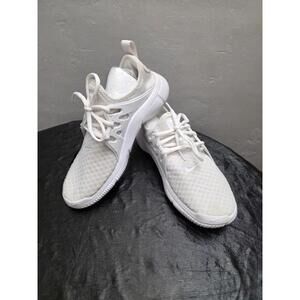 Nike Acalme Women’s Athletic Sneakers White Size 8 | Very Good